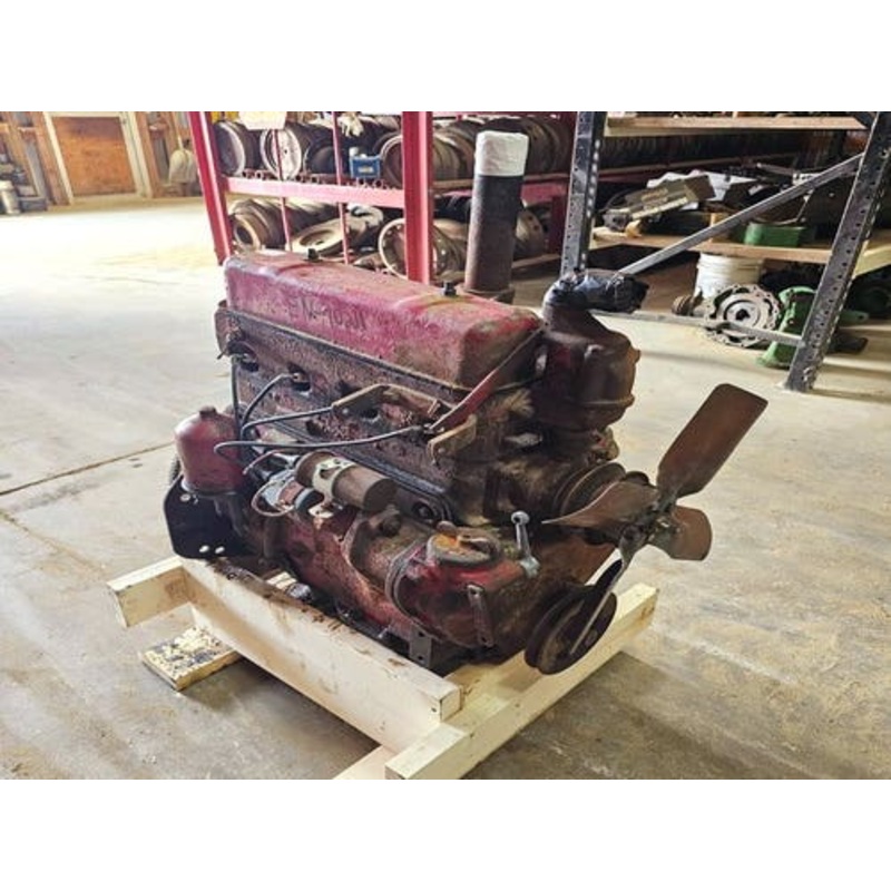 Used Running Gasoline Engine, International 152 Cubic Inches | EN-10211