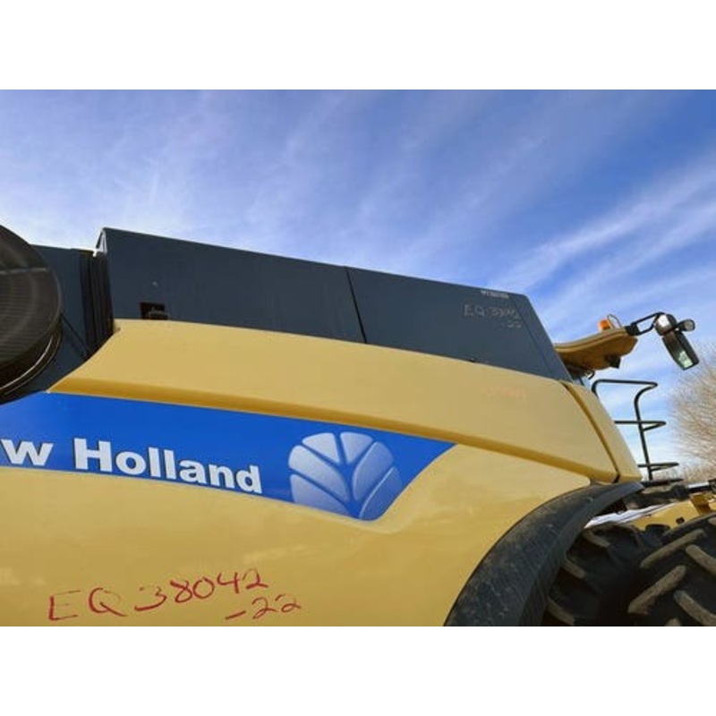Used New Holland CR9070 Side Panel | CP-23648 | All States Ag Parts