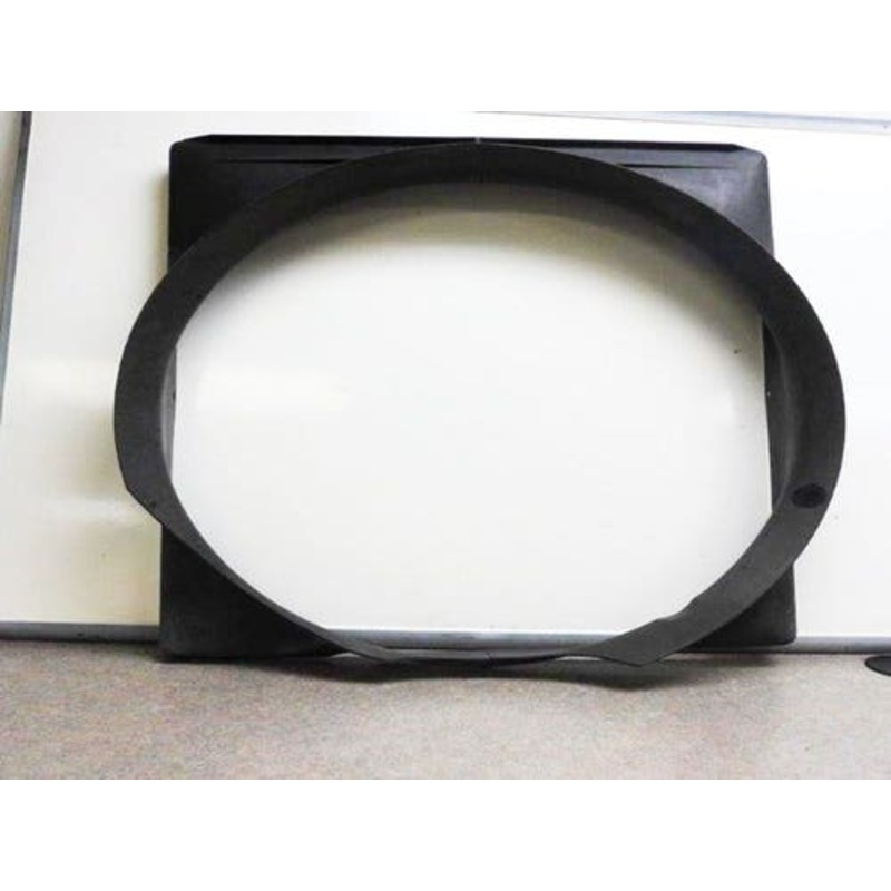 Used Fan Shroud fits John Deere 4640 4840 9940 AR96560 AR76138