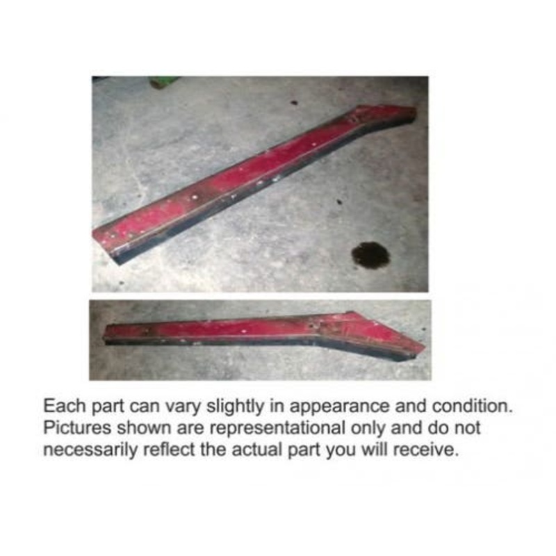 Used Chaffer Rail Assembly - Right Hand fits International 1420 1440 1460 1470 185431C4 1979203C1 fits Case IH 1620 1640 1660 1670 1979203C1 185431C4