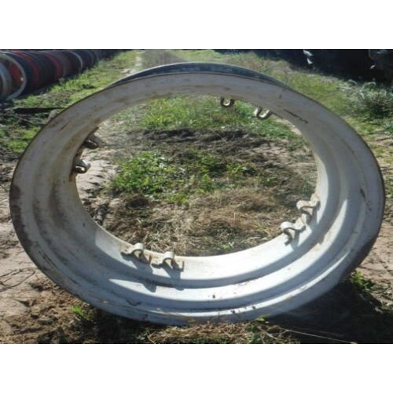 Used 15" X 30" 4 Double Loop Rear Rim fits John Deere 2350 2355 2750 2755 AL82531 fits New Holland 81870560 fits Massey Ferguson 1688691M91