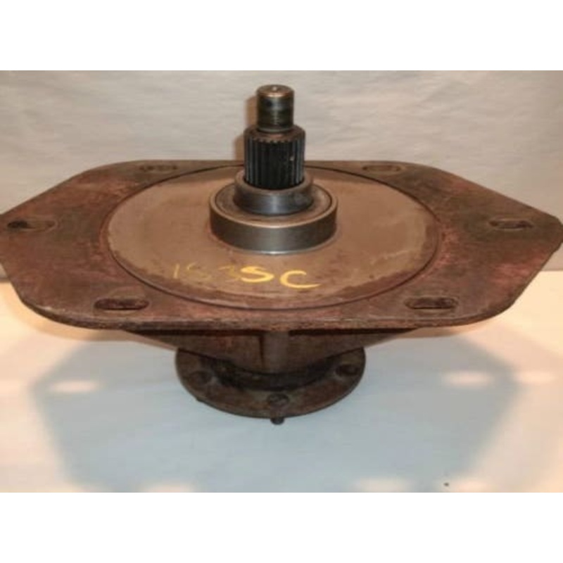 Used Axle Assembly fits Case 1840 1835C 1838 H436341 H672982 103825A1 D123883