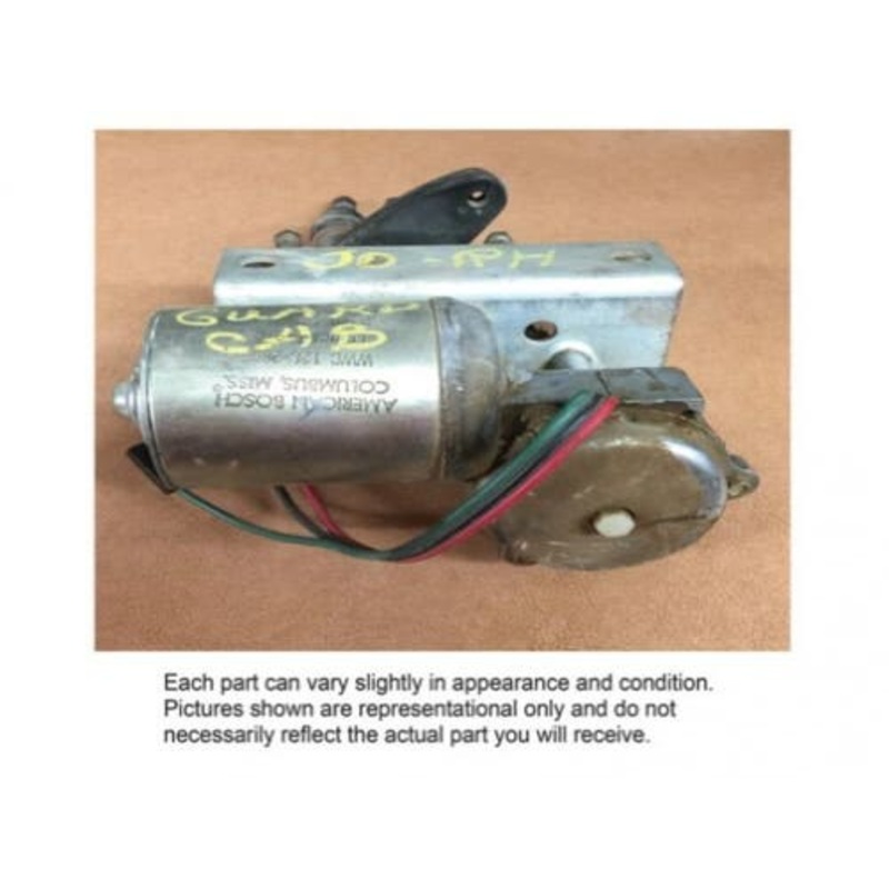 Used Windshield Wiper Motor Right Hand fits John Deere 2510 3020 4000 4020 4030 4040 4050 4230 4240 4250 4320 4430 4440 4450 4630 4640 4840 AR59444
