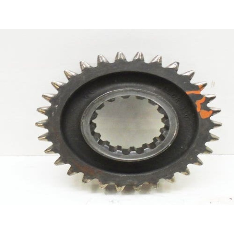 Used Countershaft Gear fits John Deere 720 730 F2610R