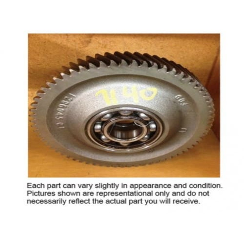 Used Pump Drive Idler Gear fits Case IH 7110 7120 7130 7140 7150 7210 7220 7230 7240 7250 1286045C1