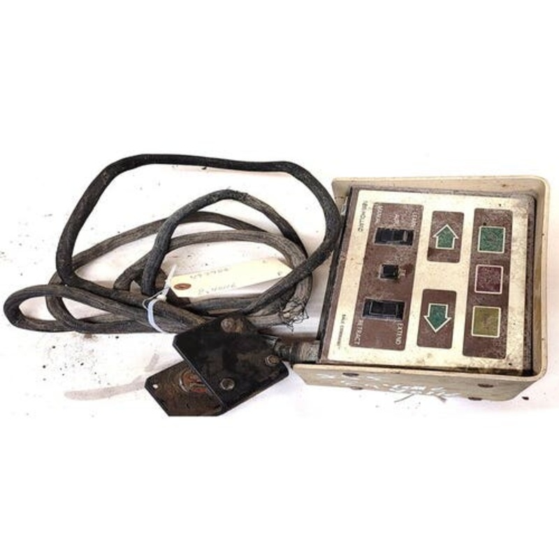 Used BaleTrak Monitor fits John Deere 572 582 592 DC54470