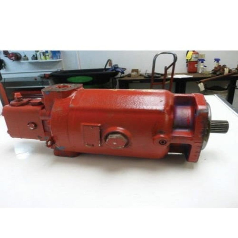 Used Hydrostatic Drive Motor fits Case IH 1660 1666 1688 1680 1343609C2 1343610C1 1343609C1