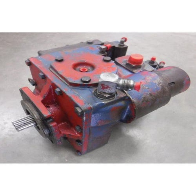 Used Hydrostatic Drive Motor fits Case IH 1660 1680 1958084C1 1958085C1 1252342C92 140735C96 140735C92