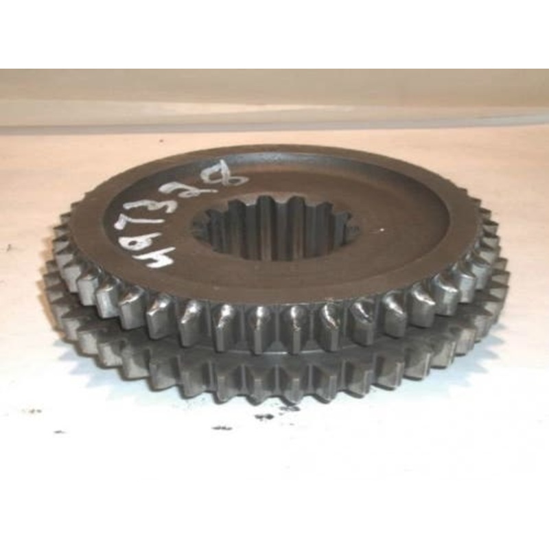 Used Second And 3rd Speed Sliding Gear fits International 544 656 666 686 2524 2656 65716C1 388166R1