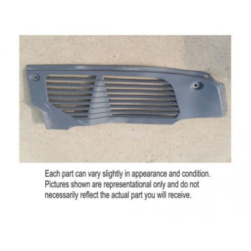 Used Engine Side Cover - RH fits Fendt 922 Vario 924 Vario 927 Vario 930 Vario 933 Vario 936 Vario 72452909