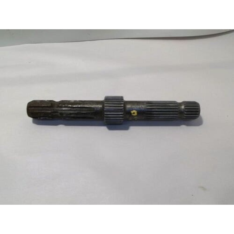 Used PTO Shaft fits John Deere 6200 6200L 6300 6300L 6400 6400L 6500 6500L 6500 L113338