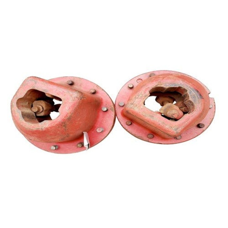 Used Dual Hub - Wedge Lock Sold Individually fits International 5088 5288 5488 105007C1 105007C2 1287800C91 1286837C91 67478C1