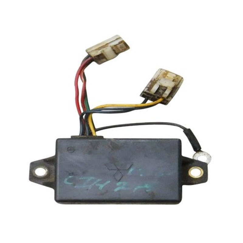 Used Voltage Rectifier Regulator / Glow Plug Control Module fits International 234 244 254 1273121C2 fits Case IH 235 245 255 265 fits Mitsubishi