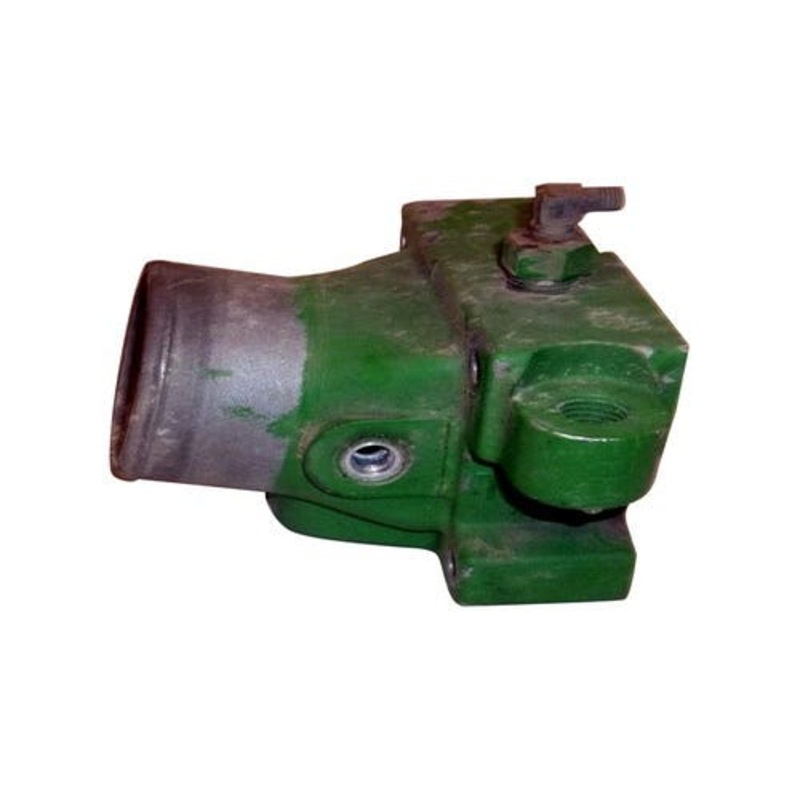 Used Air Intake fits John Deere R520247