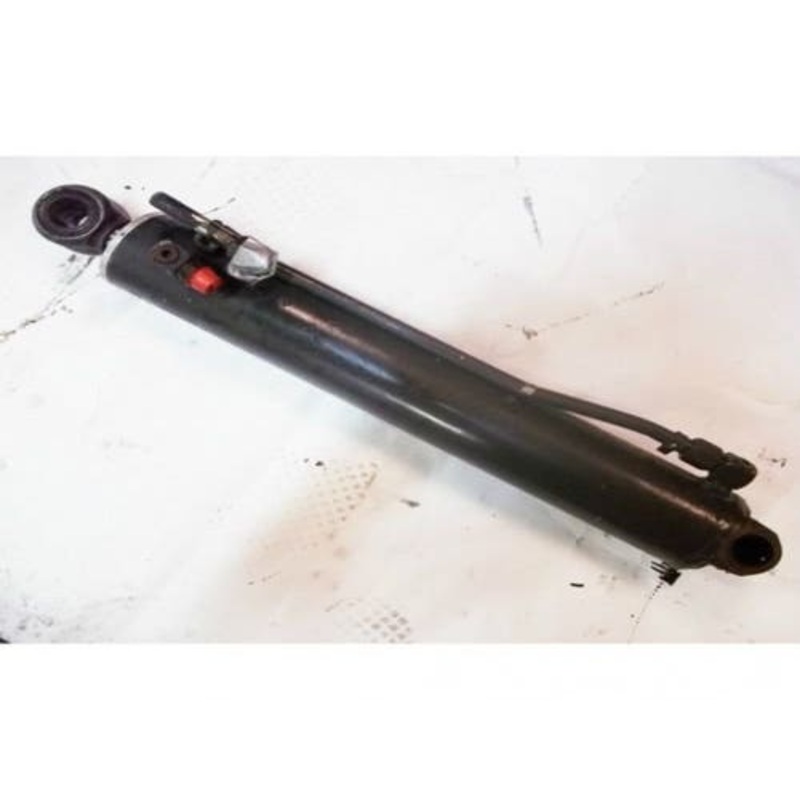 Used Hydraulic Tilt Cylinder fits Bobcat 853 6586991 6539075