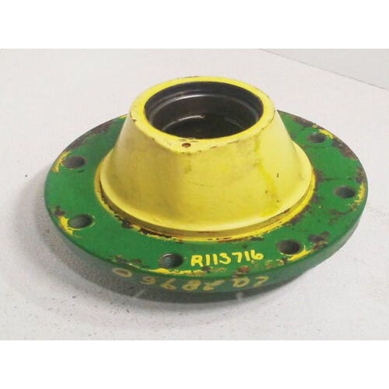 Used Wheel Hub - 8 Bolt fits John Deere 4555 4560 4650 4755 4760 4850 4955 4960 7630 7720 7820 8100 8110 8120 8130 8200 8210 8220 8300 8400 R113716