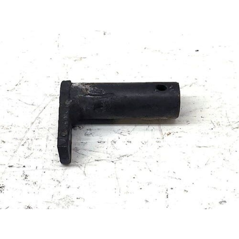 Used 4 WD Control Arm fits Massey Ferguson 3703752M91