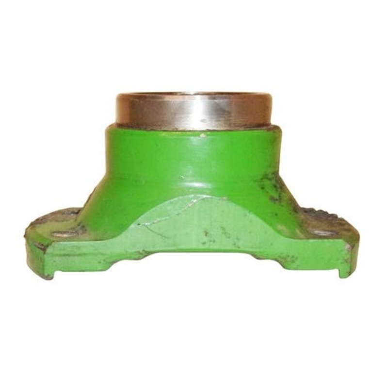 Used Front PTO Drive Shaft Yoke fits John Deere 7600 7630 7700 7710 7720 7730 7800 7810 7820 7830 7920 7930 7610 7815 RE61882