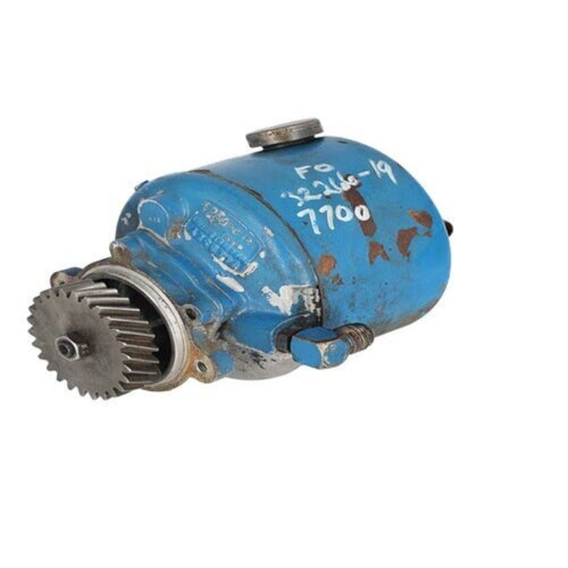Used Power Steering Pump fits Ford 2110 2310 2600 2610 2810 2910 3000 3400 3600 3610 3910 4000 4100 4110 4140 4600 5000 5100 5600 5700 6600 7100 7600