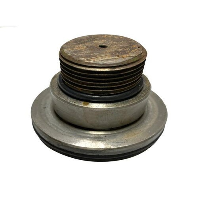 Used Cutterbar Idler Hub fits John Deere R400 R500 500R 990 994 995 730 735 830 835 916 920 925 926 930 935 936 945 946 955 956 990 535 625 FH312224