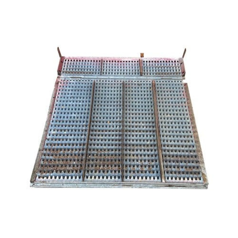 Used Top Chaffer Sieve - 1-5/8 - Main with Extension Assembly fits International 203 205 315 936628R92 155645C91