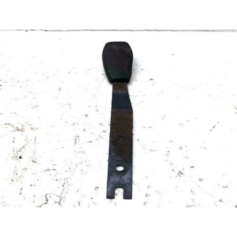 Used Upper Lift Lever fits Massey Ferguson 3703800M1