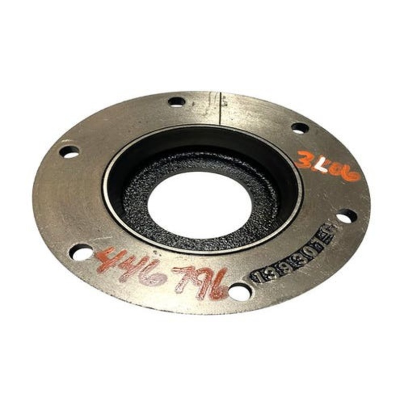 Used Bearing Cage fits International 5088 5288 5488 139307C3 139307C2 fits Case IH 7110 7120 7130 7140 7150 7210 7220 7230 7240 7250 8930 8940 8950