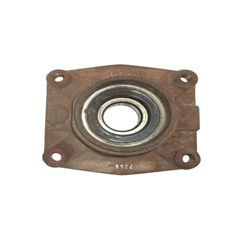 Used Cutterbar Bearing Housing with Breather Hole fits John Deere 1360 1365 1460 1465 1470 1470 CC26777 fits New Holland 277850 fits Kuhn 55901621