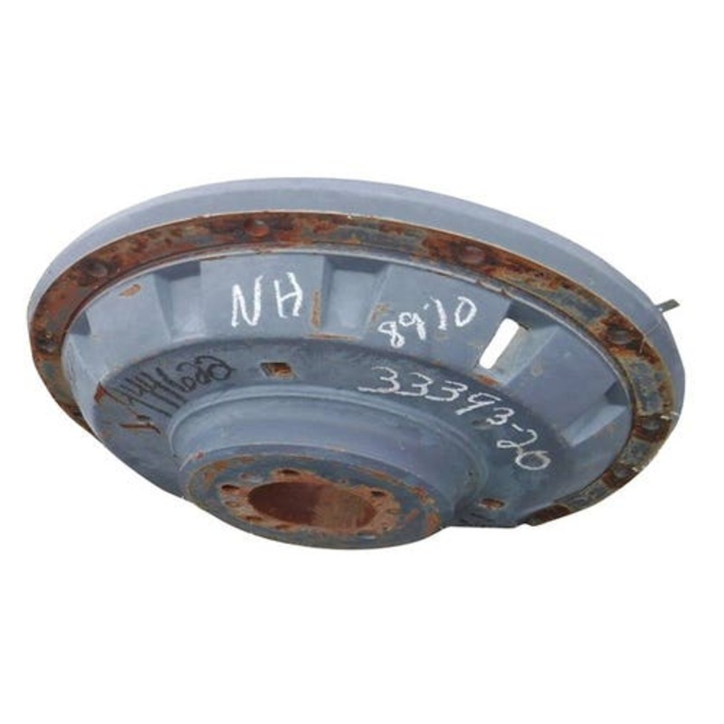 Used Rear Wheel Cast Center fits New Holland 8670 8670A 8770 8770A 8870 8870A 8970 8970A 9845569 9845570 fits Ford 8670 8770 8870 8970 9845569 9845570