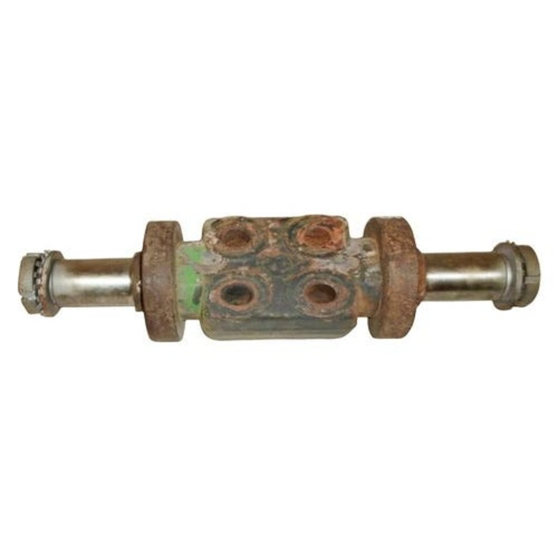 Used Spindle Roller fits John Deere 8100T 8110T 8120T 8200T 8210T 8220T 8300T 8310T 8320T 8400T 8410T 8420T 8520T R153984