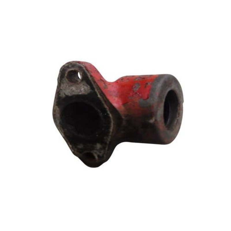 Used Oil Cooler Elbow fits International D361 D407 DT361 DT407 806 856 1026 1206 1256 1456 332570R1
