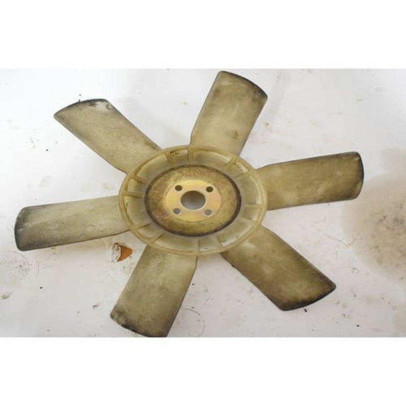 Used Cooling Fan 6 Blade fits Kubota V1305 fits Gehl SL3725 SL3825 3725 3825 19493-74110