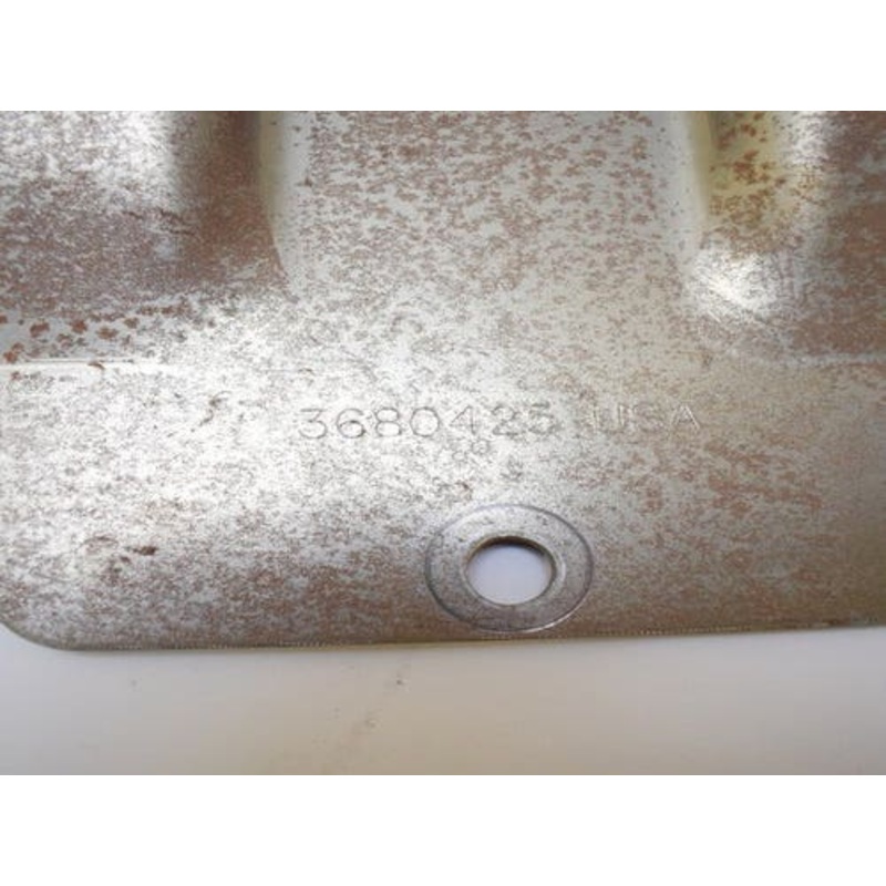 Used Cylinder Block Stiffener fits John Deere 7800 7850 fits Case IH Steiger 535  QSX15 3680425