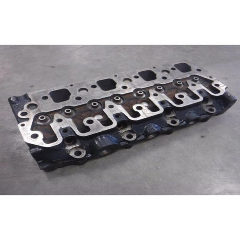 Used Cylinder Head fits Case IH D40 D45 DX40 DX45 DX48 SBA111010480 fits New Holland TC40 TC45 TT45A TT50A SBA111010480 P531