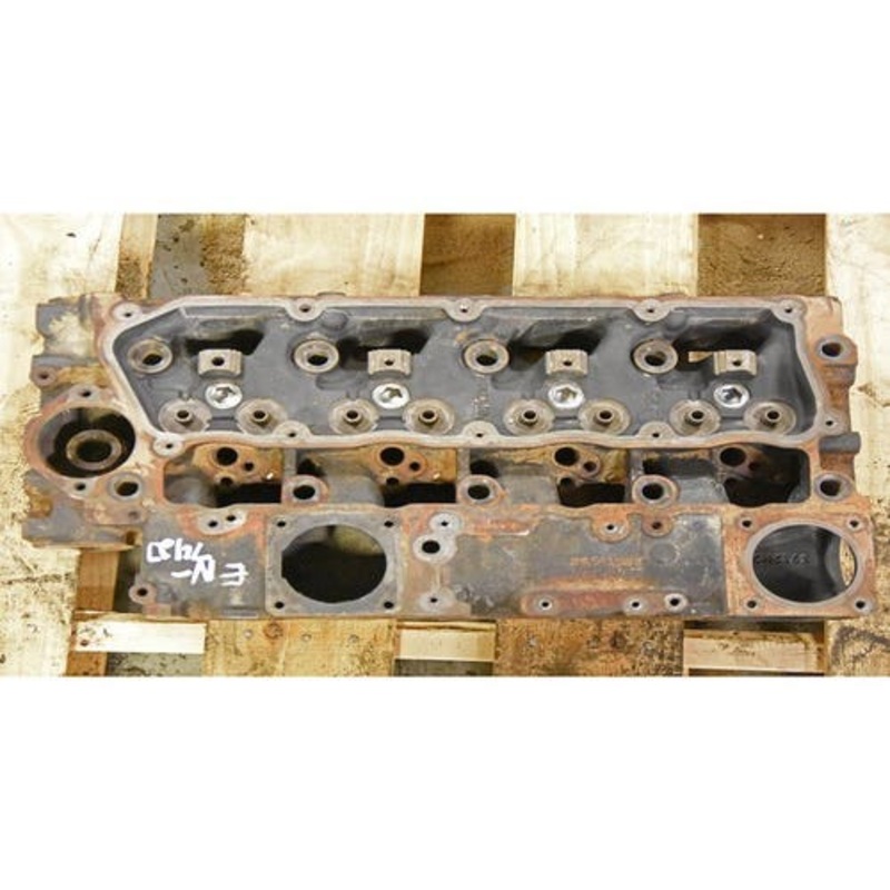 Used Cylinder Head fits JCB 190 3CX 520-50 524-50 526 532 540 3CX 520-50 525 3CX 520-50 524-50 526 532 540 02/203211 3712H22A