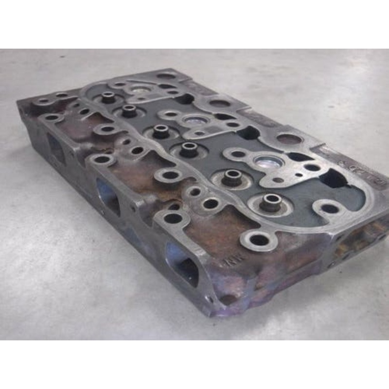 Used Cylinder Head fits Kubota D1402DI L2950 16705-03040 D17-DI