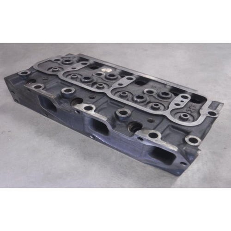 Used Cylinder Head fits Massey Ferguson 1526 1529 1532 6242054M93 6242054M94 fits Iseki E3CD