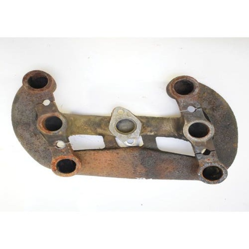 Used Exhaust Manifold fits Wisconsin VH4D LD253-14S1