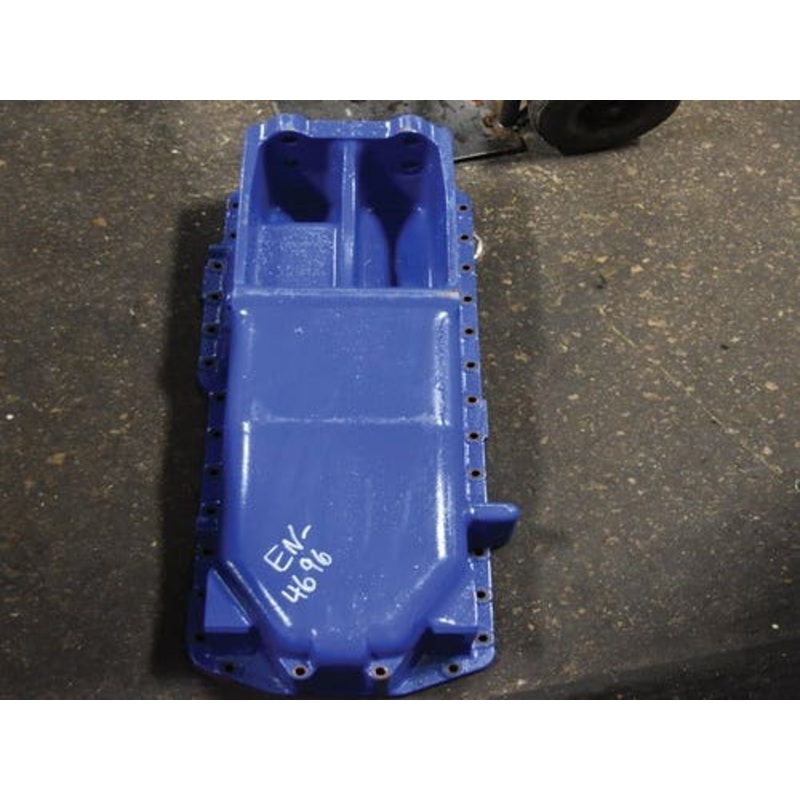 Used Oil Pan fits Ford 8000 8200 8400 8600 8700 9000 9200 9600 9700 D6NN6676A