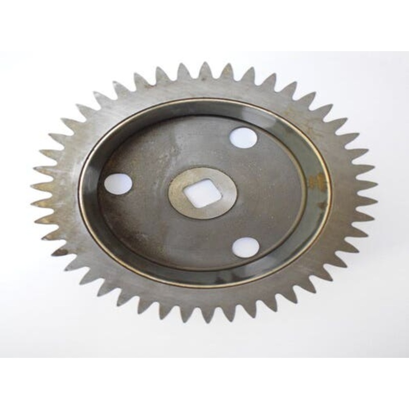 Used Oil Pump Gear fits John Deere 6650 6750 7200 7300 7400 7500 7800 9100 9120 9200 9220 9300 9320 9330 9400 9420 9430 9520 9530 9620 9630 RE53654