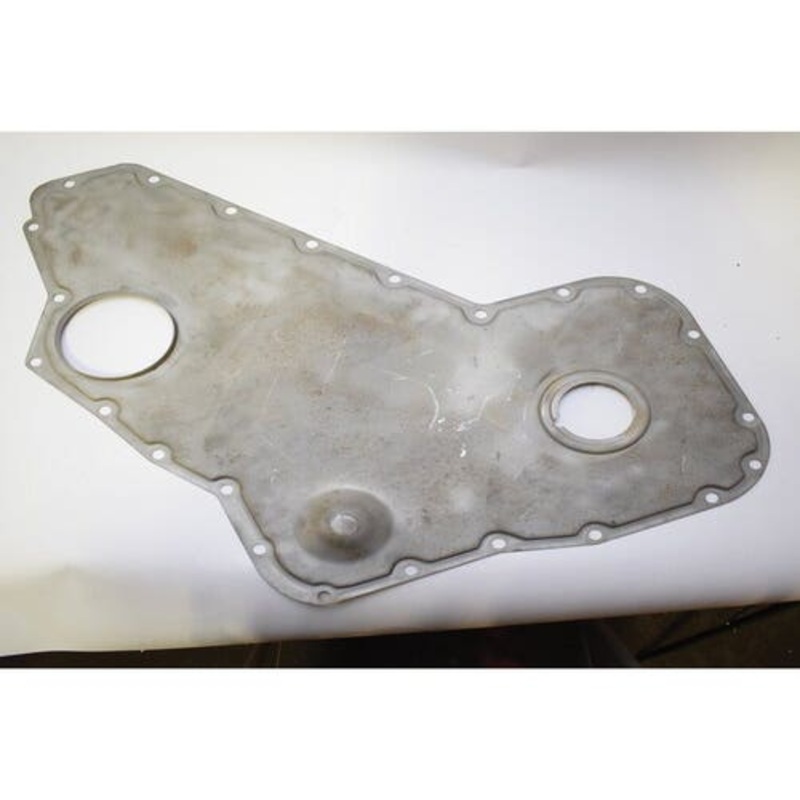 Used Timing Gear Cover fits Case IH 1670 7210 7220 7230 7240 7250 7110 7120 7130 7140 7150 1666 1688 2022 2044 2055 J916192 fits Case 9040 J916192