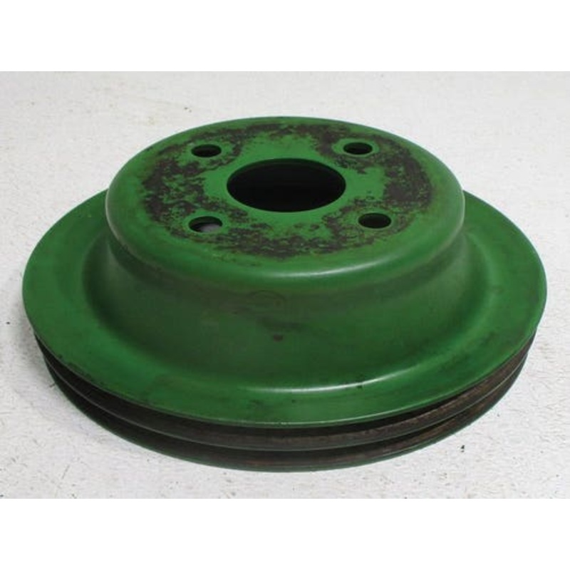 Used Water Pump Pulley fits John Deere 4430 4630 7020 6404A 6466A 6466D 6466T 6076 R52593