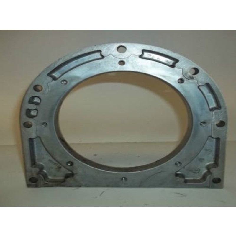 Used Crankshaft Rear Housing fits John Deere 9120 9200 9220 9300 9320 9330 9400 9420 9430 9520 9530 9620 9630 6750 6850 7300 7400 7500 7800 R116338