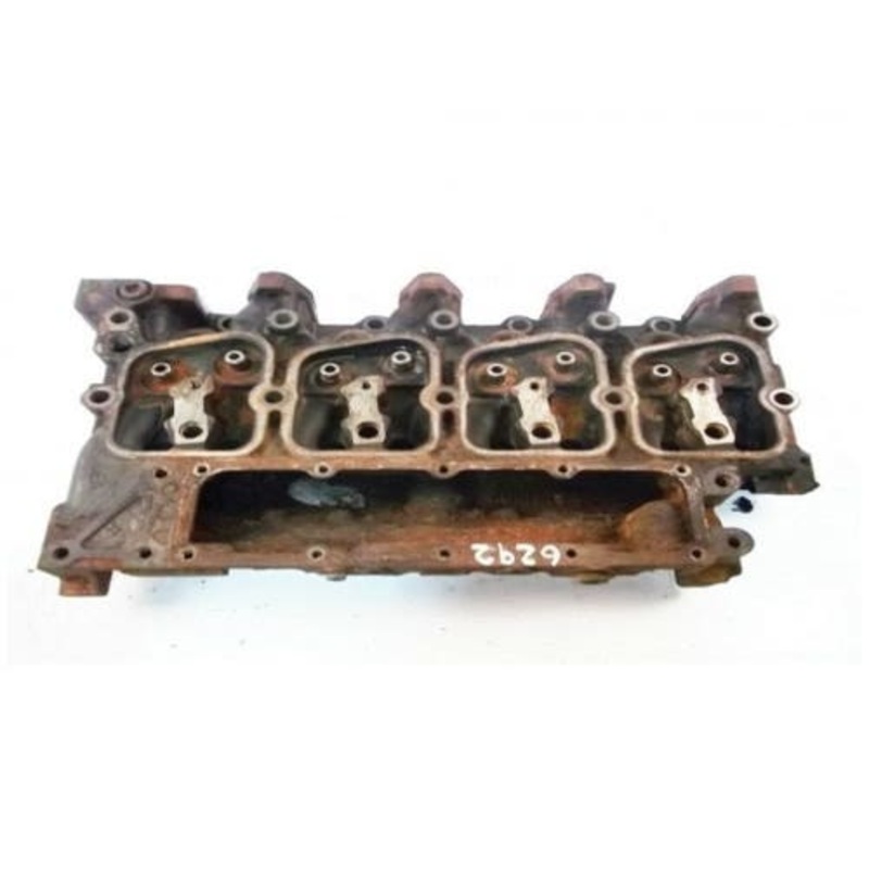 Used Cylinder Head fits Case IH Farmall 85C Farmall 95 Farmall 95C Farmall 95U Farmall 105U Maxxum 100 Maxxum 110 fits Case 440 450 465 fits Iveco