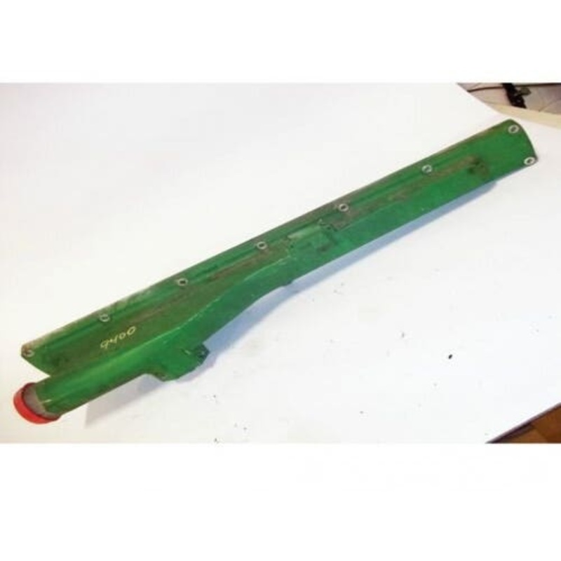 Used Intake Manifold Cover fits John Deere 9300 9200 9300 9400 9300T 9400T RE62233 R116829