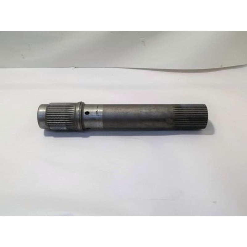Used Oil Pump Drive Shaft fits John Deere 8430 8440 8450 8630 8640 8650 R58415