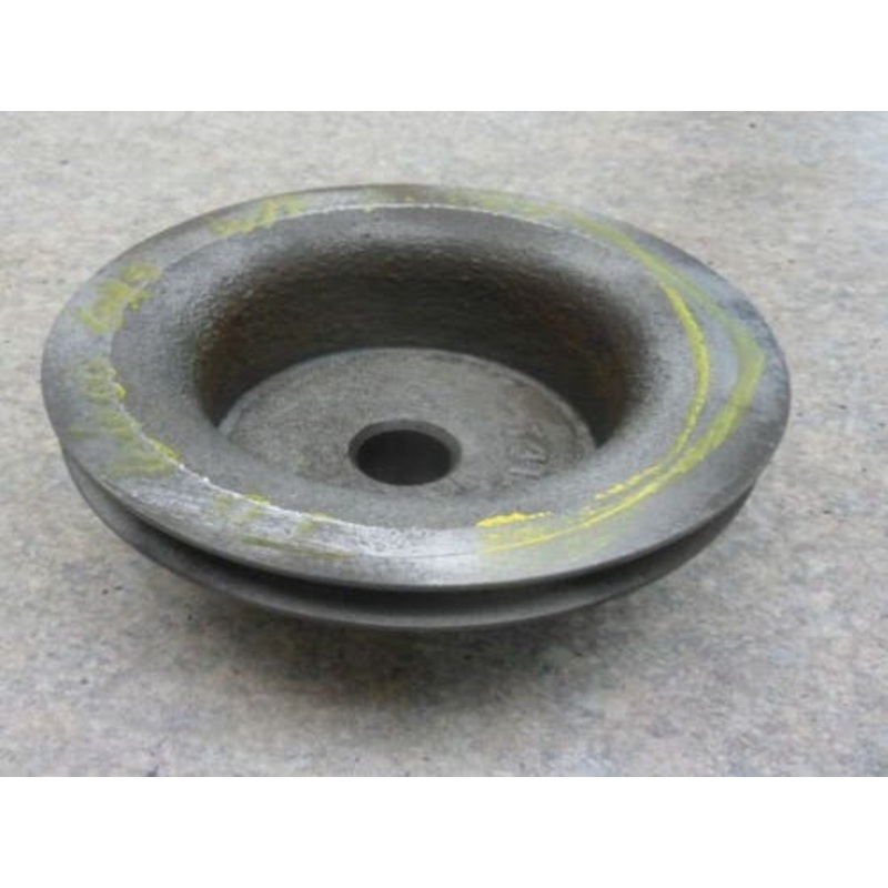 Used Water Pump Pulley fits John Deere 180 202 219 303 4400 3300 4400 T31216