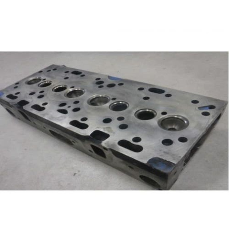 Used Cylinder Head fits Massey Ferguson 275 290 383 175 180 255 265 275 290 375 383 398 fits Allis Chalmers 170 175 37116440 3711681A/2 3711685A/2