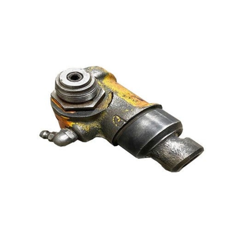 Used Oil Pump Shaft Support fits International 606 706 2606 2706 349384R91